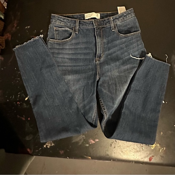 A&F Curve Love Ankle Jean High Rise - Picture 3 of 5